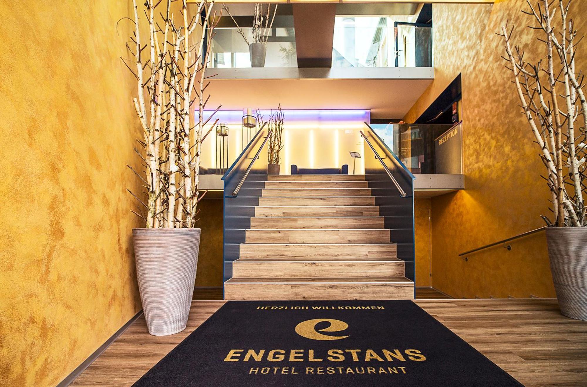 Hotel Engel สแตนส์ ภายนอก รูปภาพ